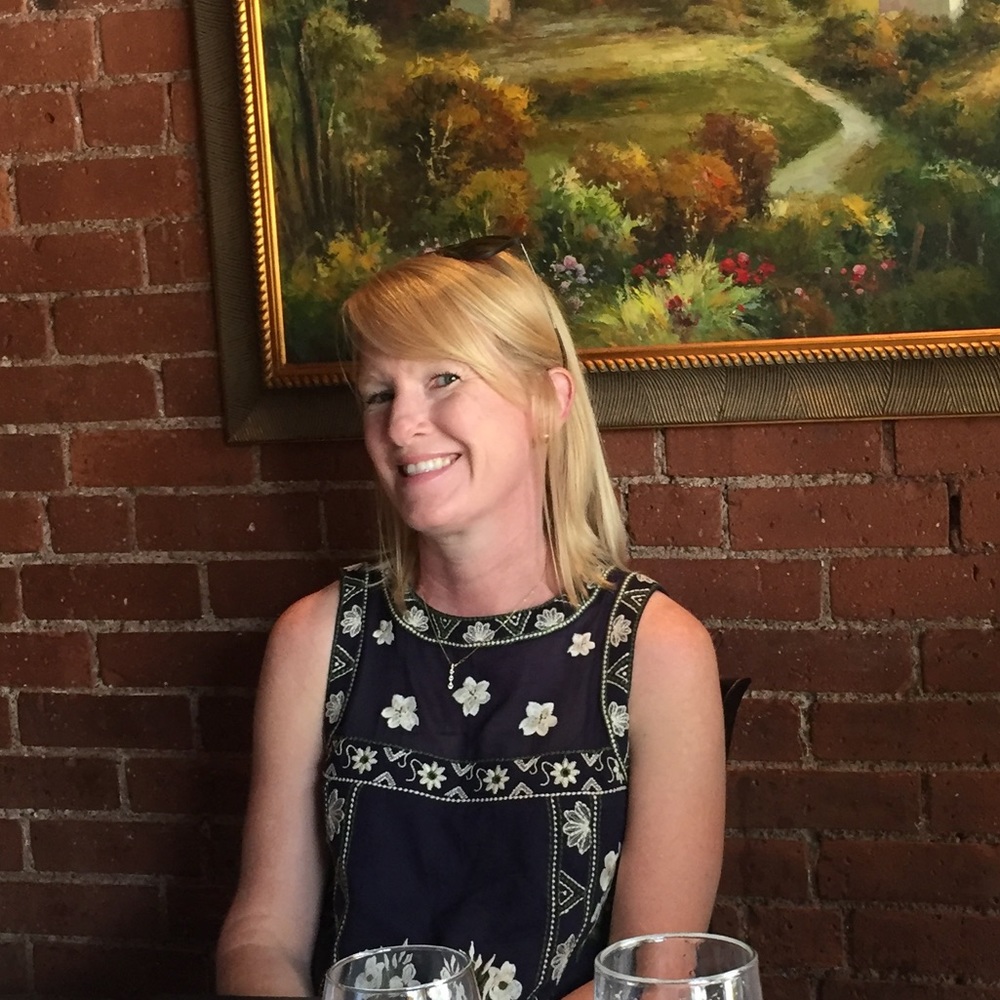 Meet your Posher, Elizabeth